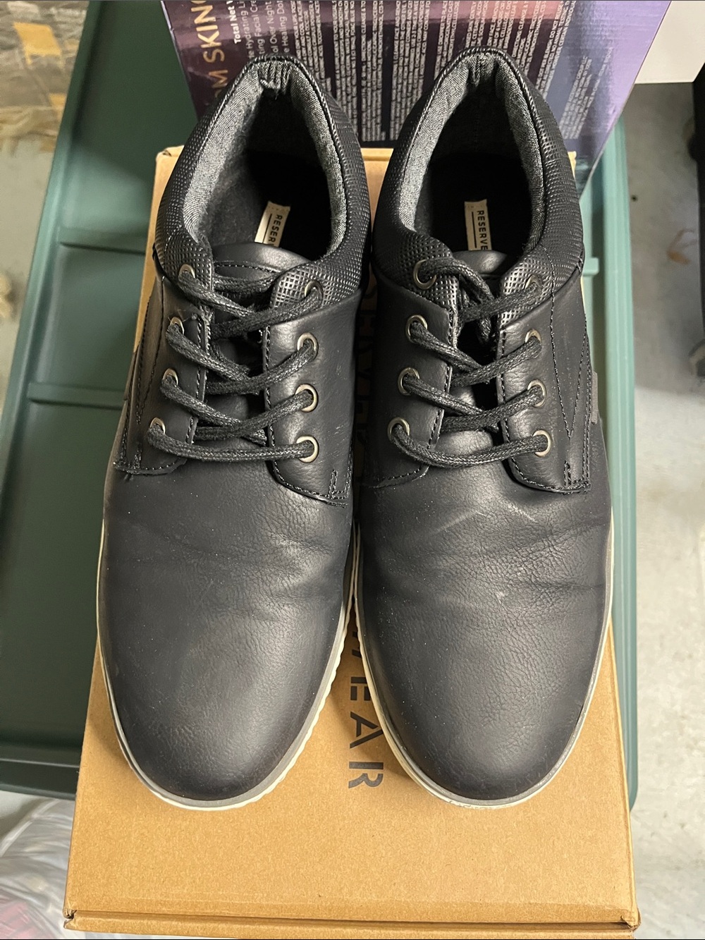Men's Black Lace-Up Shoes - Classic Everyday Style size 8